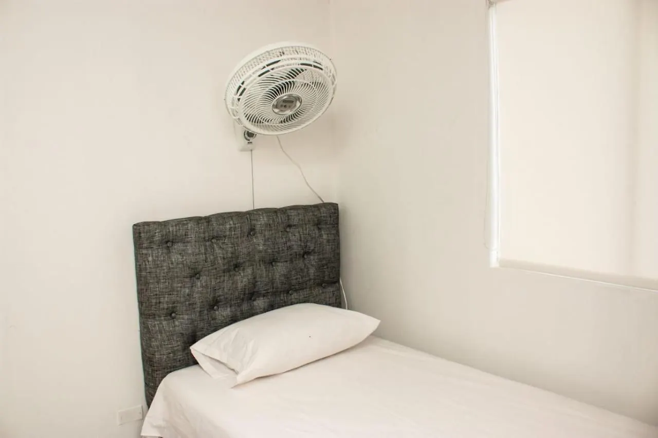Arriendo Apartamento Por Dias En Cartagena Edificio Sagitario, A Tan Solo 5 Minutos Del Aeropuerto Internacional Rafael Nunez, A Solo 5 Minutos Del Centro Historico De Cartagena, Y A 5 Minutos Caminando De Sus Hermosas Playas. Apartment 0*,
